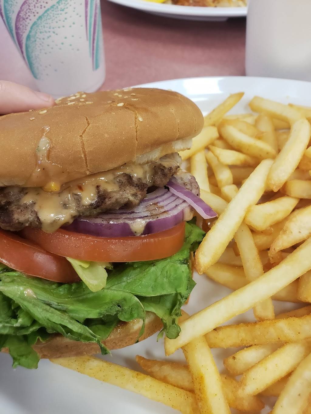 Primo Burgers | restaurant | 43369 10th St W, Lancaster, CA 93534, USA | 6619457538 OR +1 661-945-7538