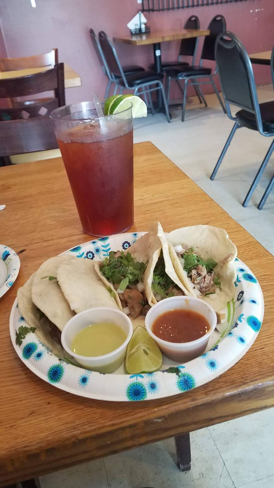 Mi Tapatia | restaurant | 4818 Williamson Rd, Roanoke, VA 24012, USA | 5405610880 OR +1 540-561-0880