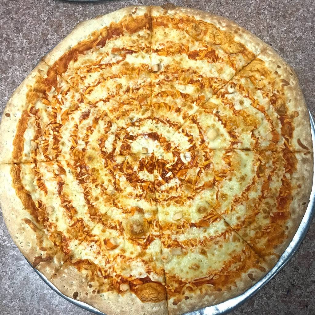 College Pizza | restaurant | 128 Locust Ln, State College, PA 16801, USA | 8142312000 OR +1 814-231-2000