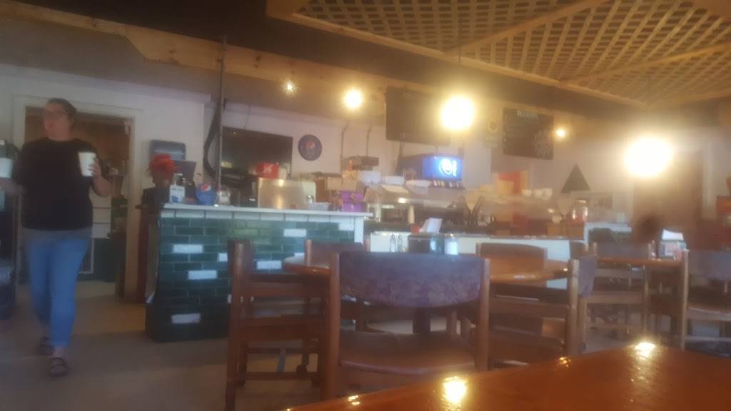 Pine Top Restaurant | restaurant | 24429 Craigs Creek Rd, New Castle, VA 24127, USA | 5408645864 OR +1 540-864-5864