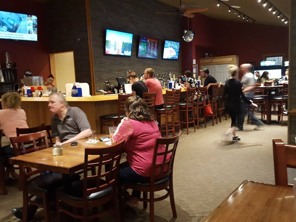 Ts Rockin Roadhouse | restaurant | 8826 Gratiot Ave, Columbus, MI 48063, USA | 5867272728 OR +1 586-727-2728