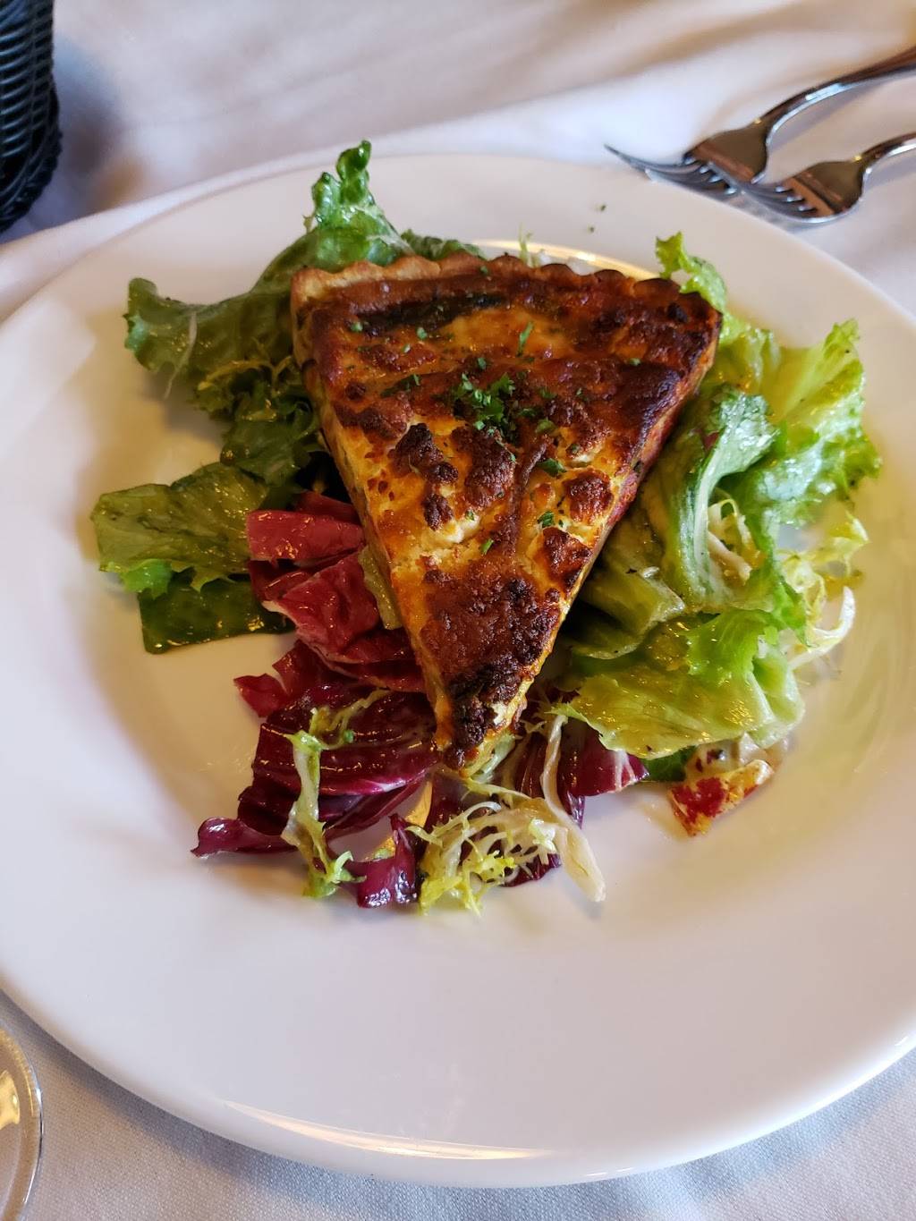 Sérénité Restaurant & Culinary Institute | restaurant | 538 W Liberty St, Medina, OH 44256, USA | 3309522611 OR +1 330-952-2611