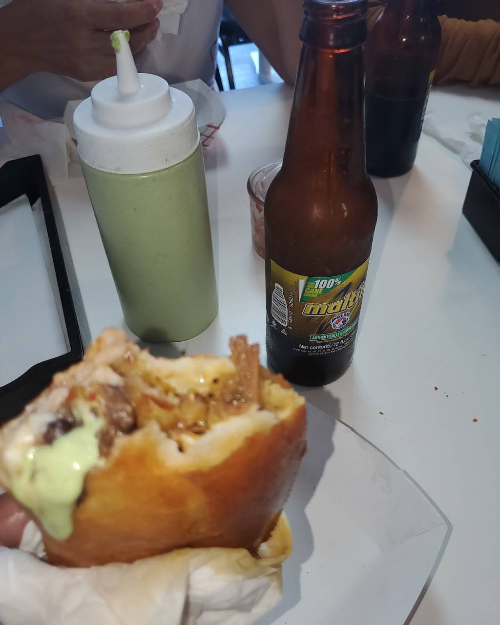 La Uchireña Coffee Express | restaurant | 12189 Pembroke Rd, Pembroke Pines, FL 33025, USA | 9543998010 OR +1 954-399-8010