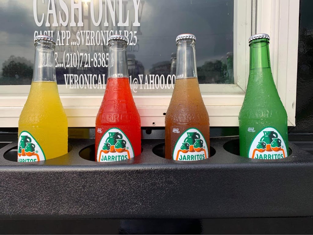 Taquitos Los Compadres | restaurant | 6614 San Pedro Ave, San Antonio, TX 78216, USA | 2103099136 OR +1 210-309-9136