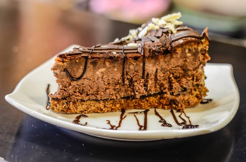 The Olde Bakery Cafe | restaurant | 120 Thames St S, Ingersoll, ON N5C 2T4, Canada | 5194855757 OR +1 519-485-5757