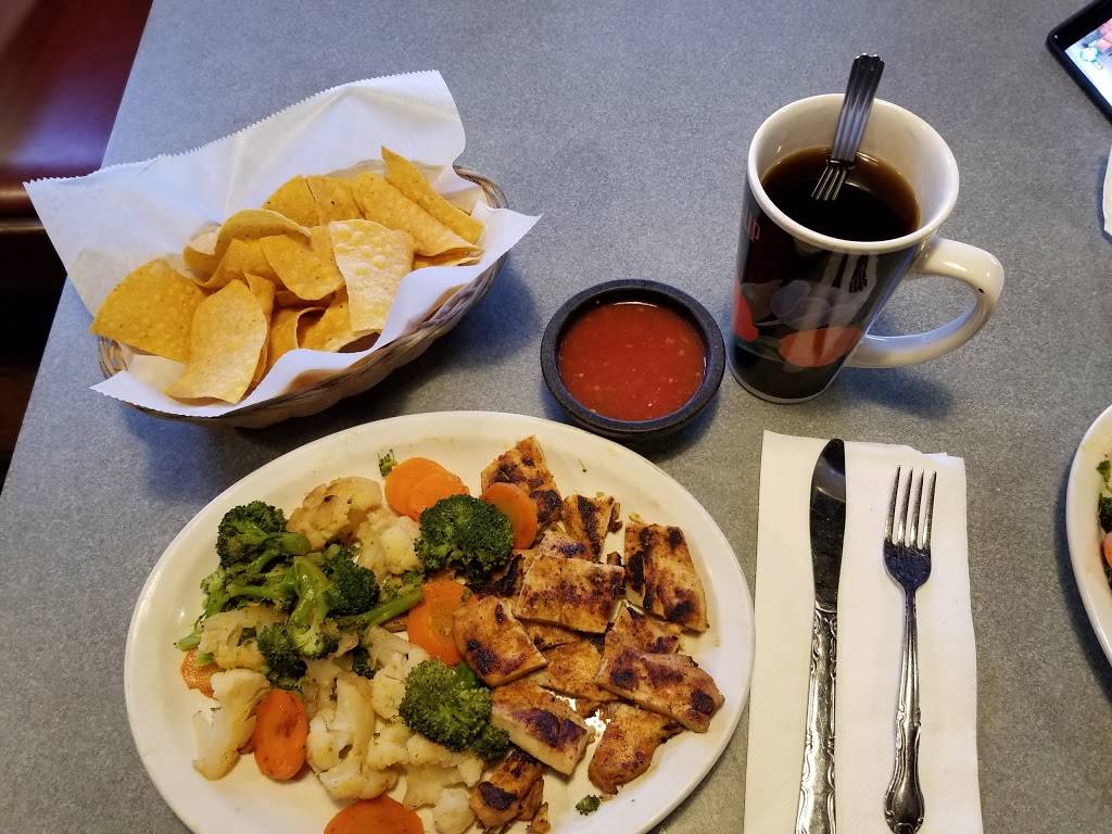 El Rodeo Mexican Restaurant | restaurant | 5204 Elzie Rd, Louisville, KY 40258, USA | 5029958722 OR +1 502-995-8722