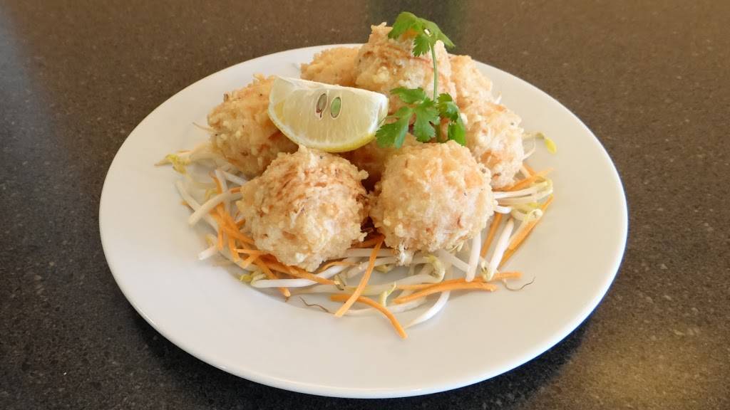 Danforth Dragon Restaurant | restaurant | 861 Danforth Ave, Toronto, ON M4J 1L8, Canada | 4164619238 OR +1 416-461-9238