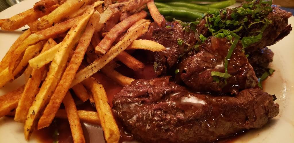 Chapoquoit Grill | restaurant | 410 W Falmouth Hwy, Falmouth, MA 02540, USA | 5085407794 OR +1 508-540-7794