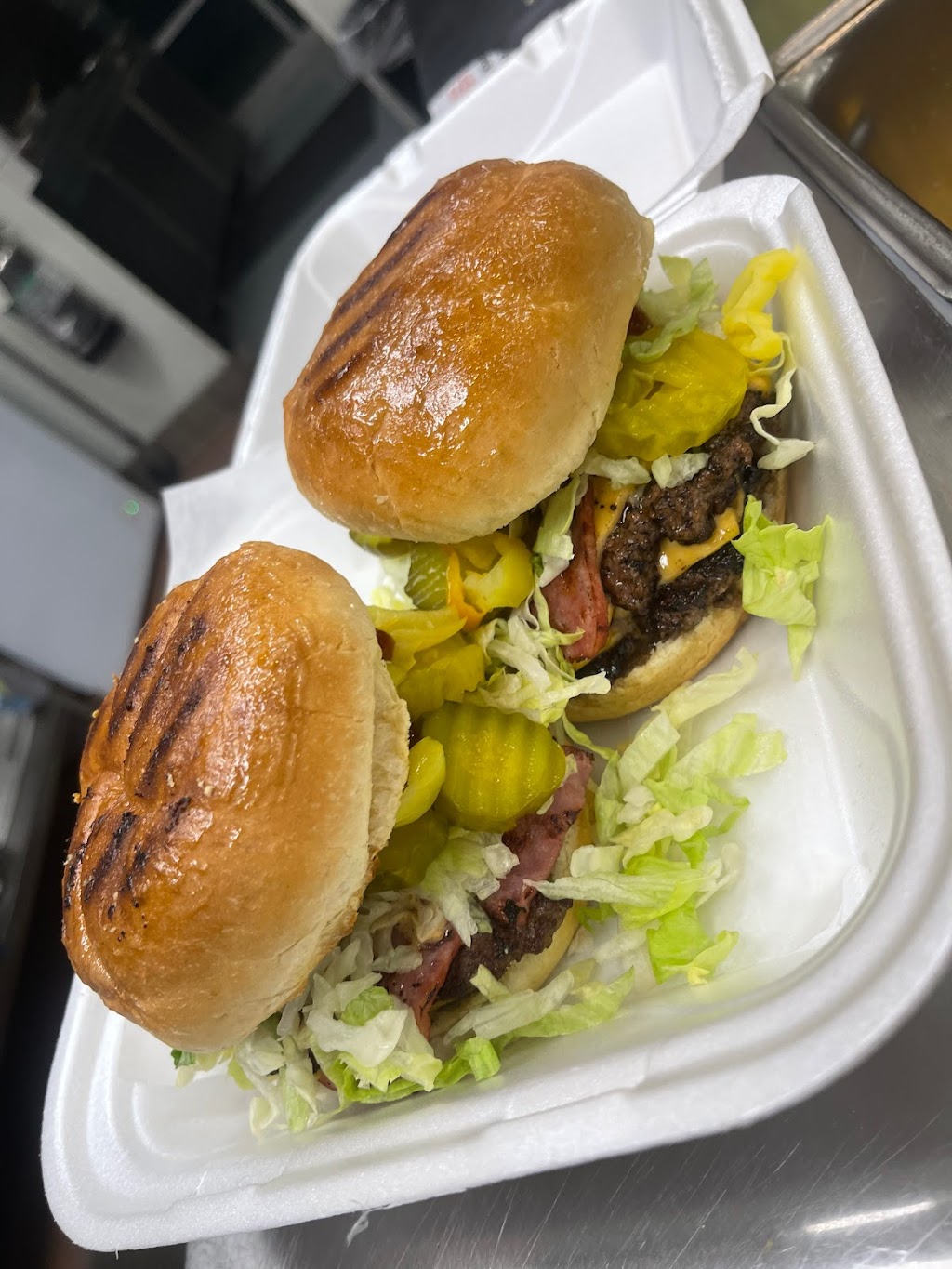 All Ur Favs | restaurant | 6619 E Broad St, Columbus, OH 43213, USA | 6149867006 OR +1 614-986-7006