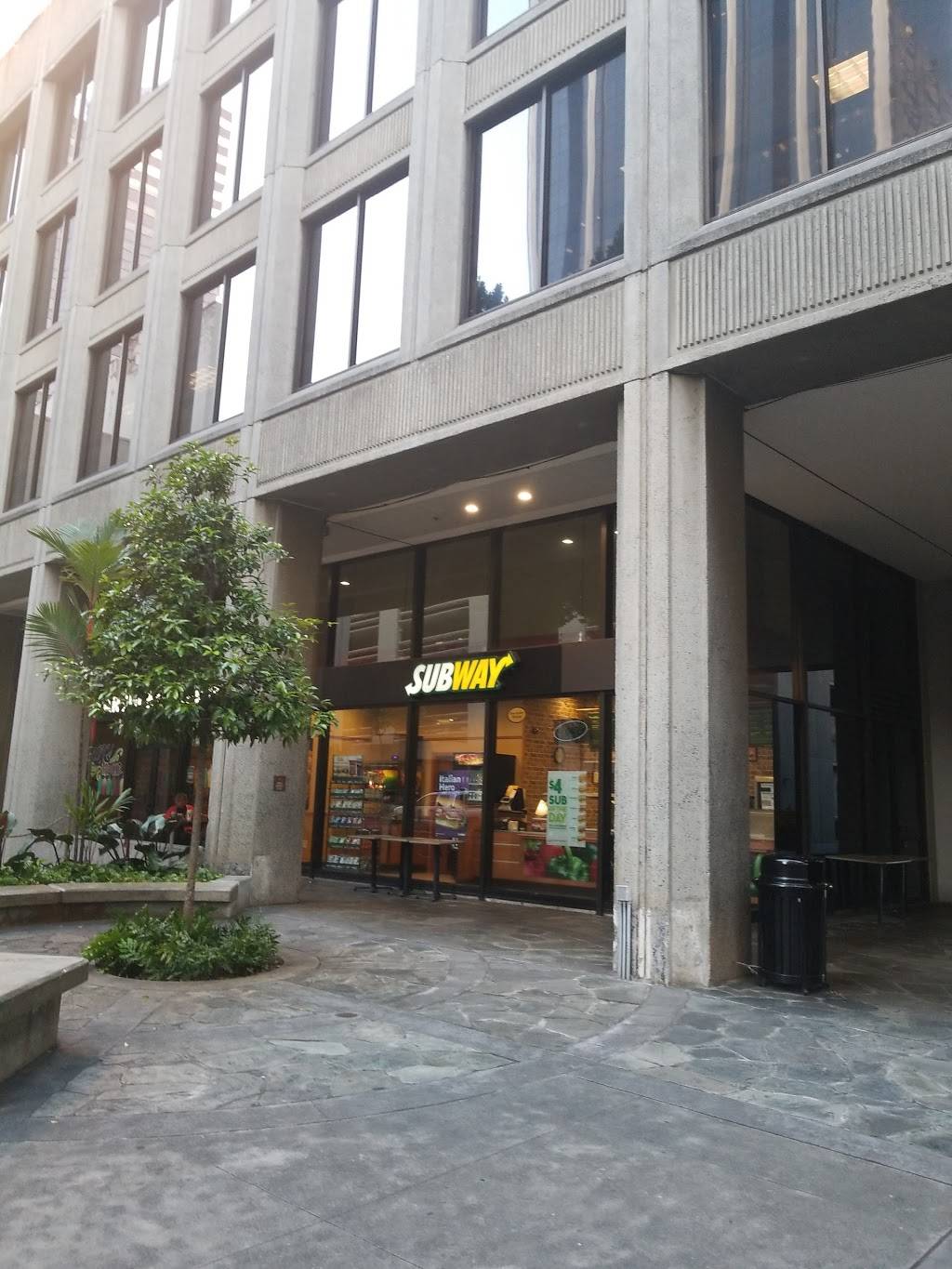 Subway | meal takeaway | 220 S King St Suite 15, Honolulu, HI 96813, USA | 8085363957 OR +1 808-536-3957