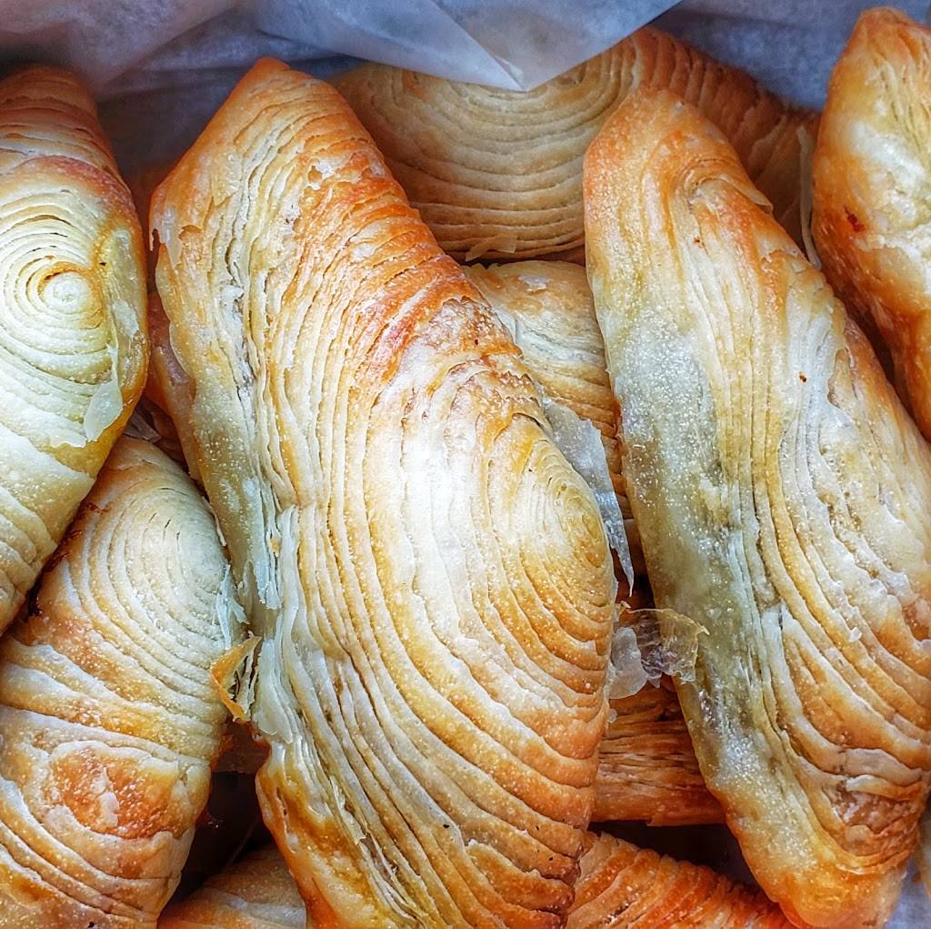 Nannus Pastizzi | restaurant | 6981 Millcreek Dr, Mississauga, ON L5N 6B9, Canada | 9055424999 OR +1 905-542-4999