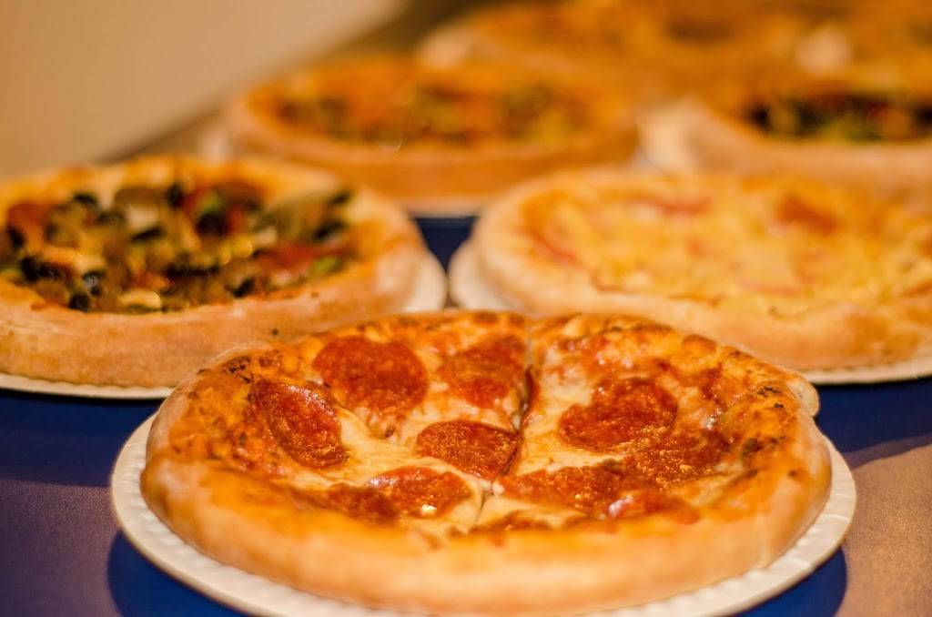 Maminos Pizza | restaurant | Blvd. Geranios 512, Las Lomitas, 22810 Ensenada, B.C., Mexico | 016461749001 OR +52 646 174 9001