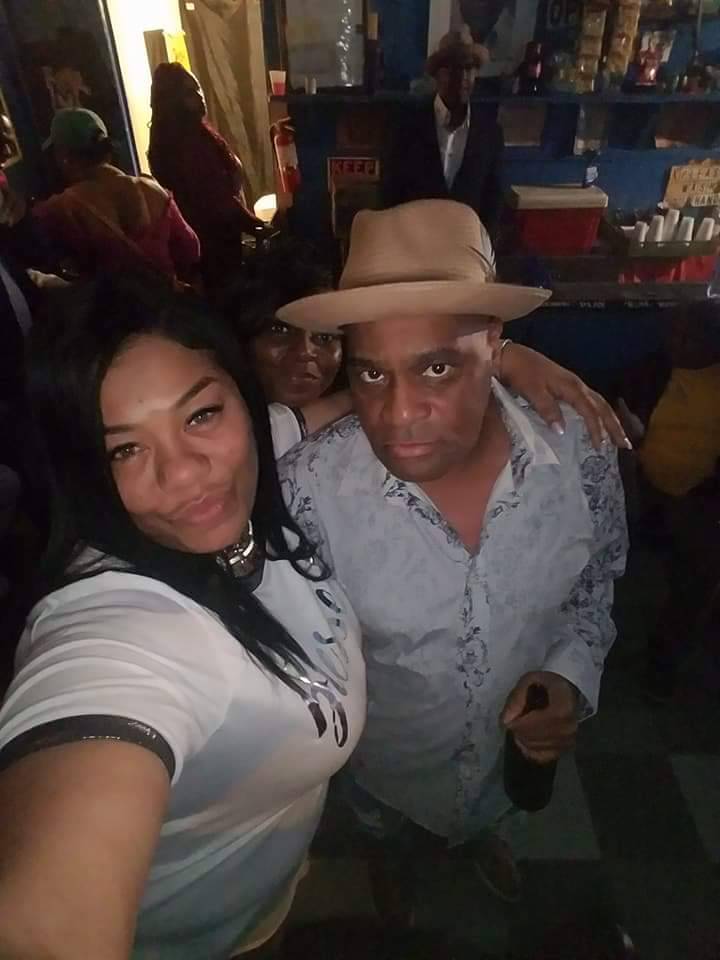 Aunt Coras Pit Bar B Que | cafe | 73 E McLemore Ave # 7, Memphis, TN 38106, USA | 9019425506 OR +1 901-942-5506