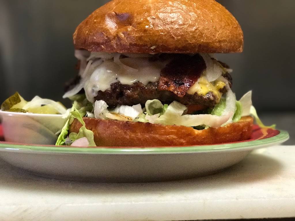 Abby Lane Gourmet Burgers and Other Stuff | restaurant | 16890 15 Mile Rd, Fraser, MI 48026, USA | 5864152229 OR +1 586-415-2229