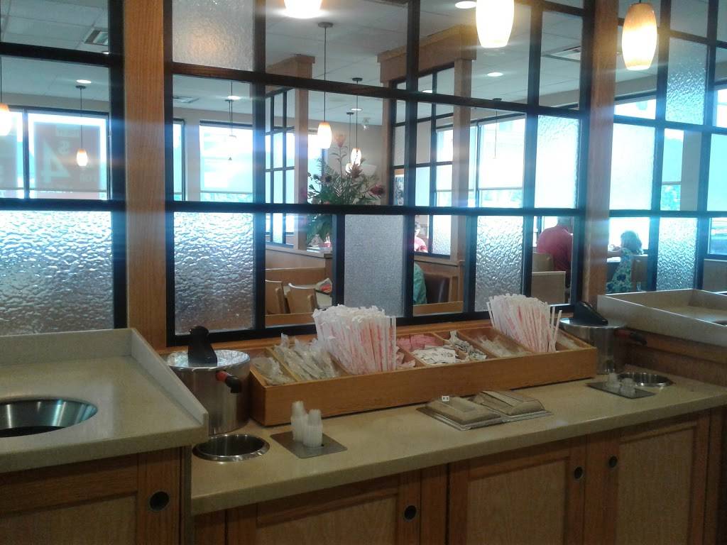 Wendys | restaurant | 3461 Old Halifax Rd, South Boston, VA 24592, USA | 4345728013 OR +1 434-572-8013