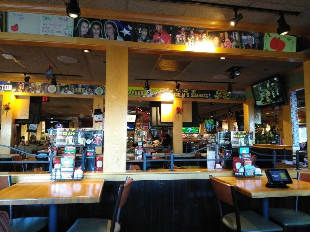 Applebees Grill + Bar | restaurant | 383 Springfield Ave, Newark, NJ 07103, USA | 9732423600 OR +1 973-242-3600