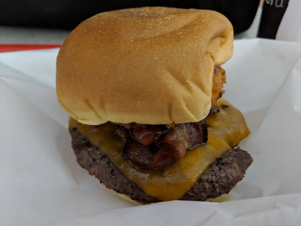 Jerrys Wood Fired Dogs | restaurant | 18601 Airport Way, Santa Ana, CA 92707, USA | 9492526125 OR +1 949-252-6125