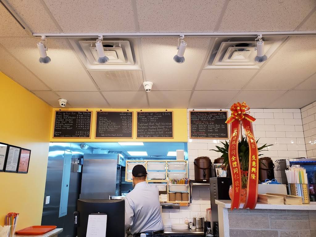 Banhmigos | restaurant | 92 Court St, Brooklyn, NY 11201, USA | 9293376188 OR +1 929-337-6188