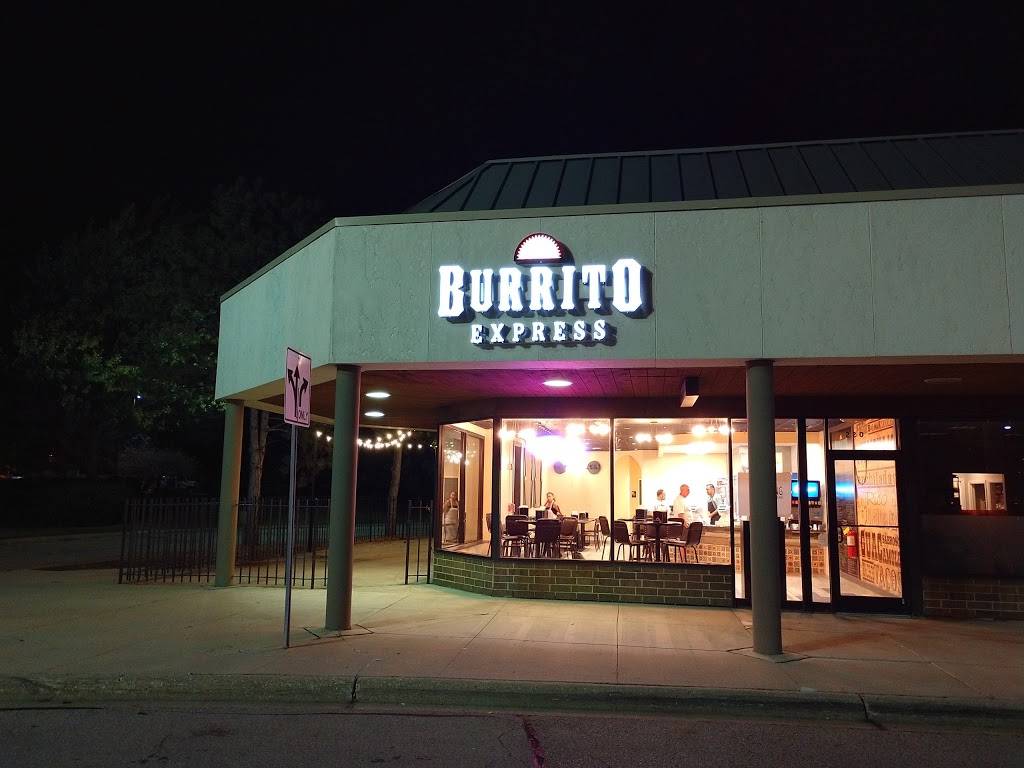 Burrito Express | restaurant | 220 Hawthorn Village Commons, Vernon Hills, IL 60061, USA | 2244244649 OR +1 224-424-4649