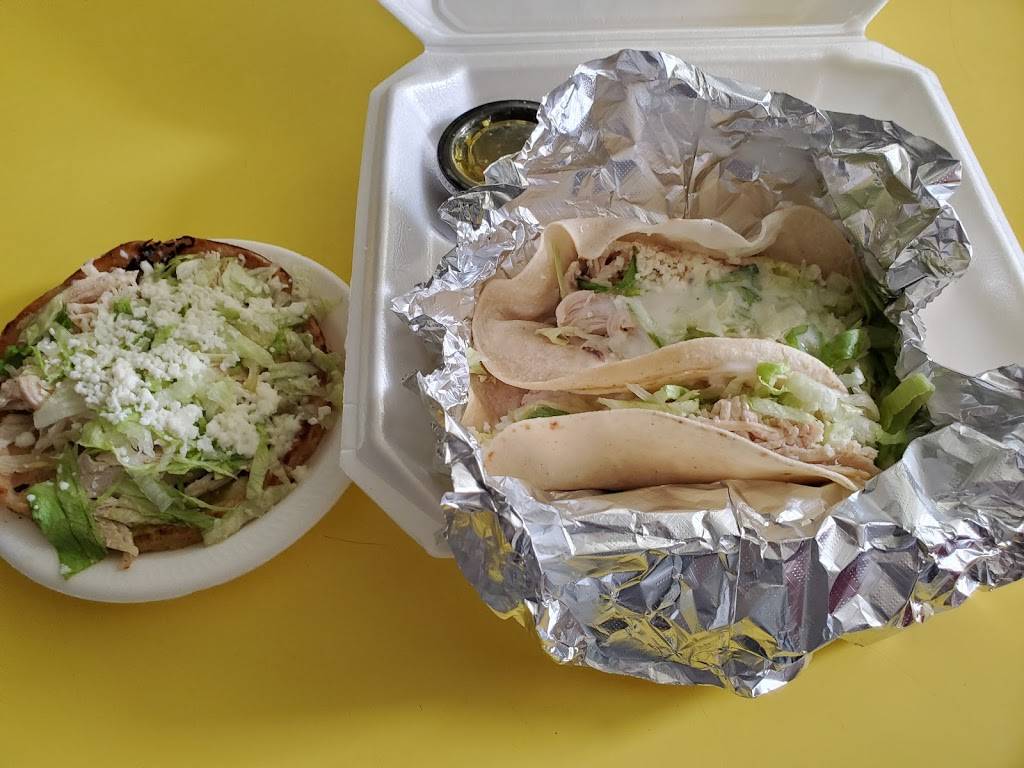 Antojitos De Mi Tierra | restaurant | 213 N Center St, Pierson, FL 32180, USA | 3866827576 OR +1 386-682-7576