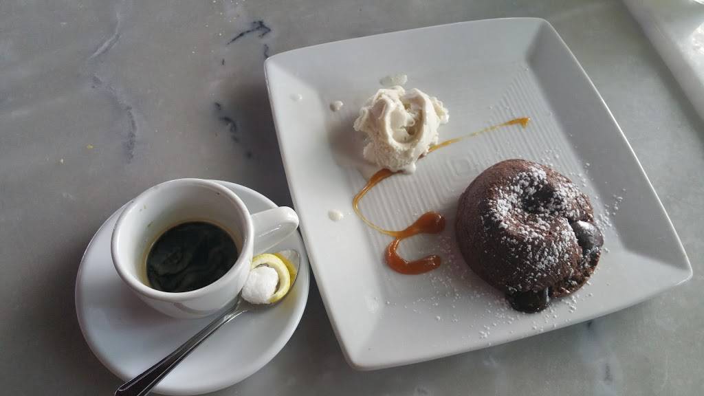 Le Rendez-vous | restaurant | 3844 E Fort Lowell Rd, Tucson, AZ 85716, USA | 5203237373 OR +1 520-323-7373