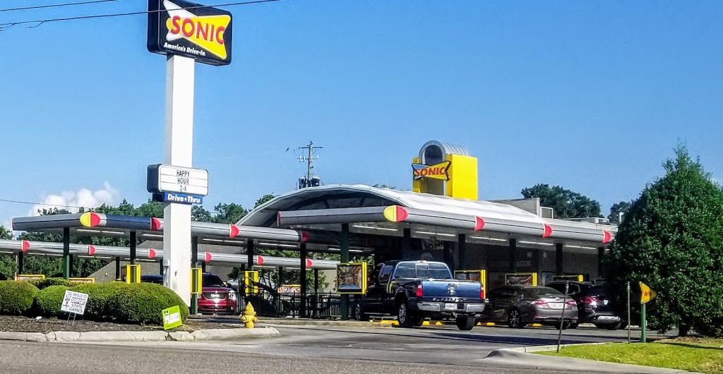 Sonic Drive-In | restaurant | 2449 N Hills St, Meridian, MS 39305, USA | 6014831955 OR +1 601-483-1955