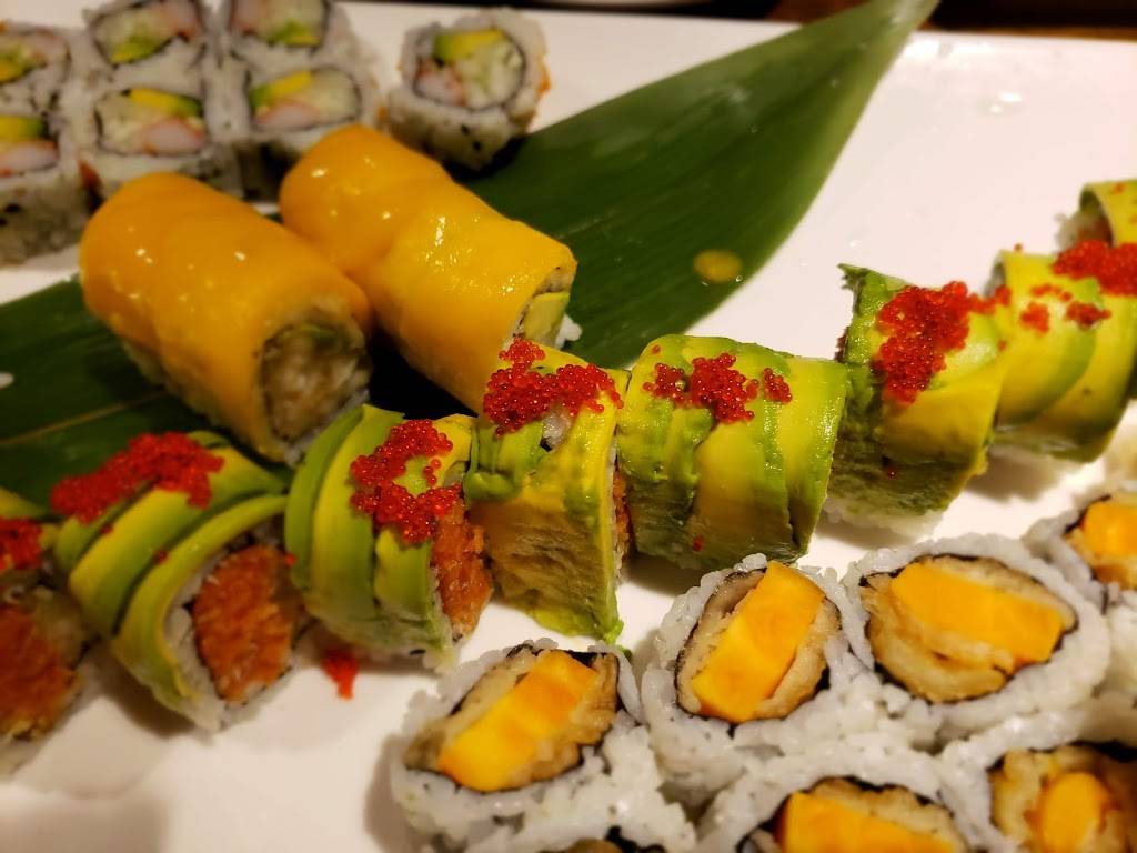 Mikado Japanese Restaurant | restaurant | 2856, 3 Melilli Plaza, Middletown, CT 06457, USA | 8603466655 OR +1 860-346-6655