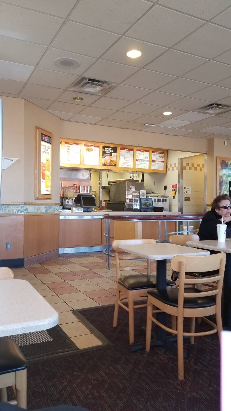Wendys | restaurant | 1980 S 4th St, Allentown, PA 18103, USA | 6107974930 OR +1 610-797-4930