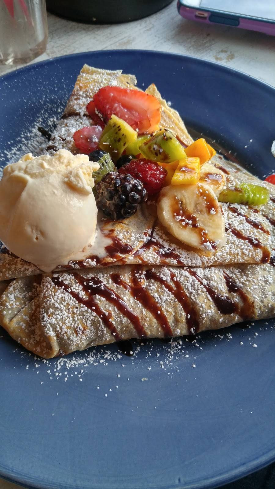 Creperie Le Terrace | restaurant | 1102 S Western Ave, Los Angeles, CA 90006, USA | 3237665315 OR +1 323-766-5315