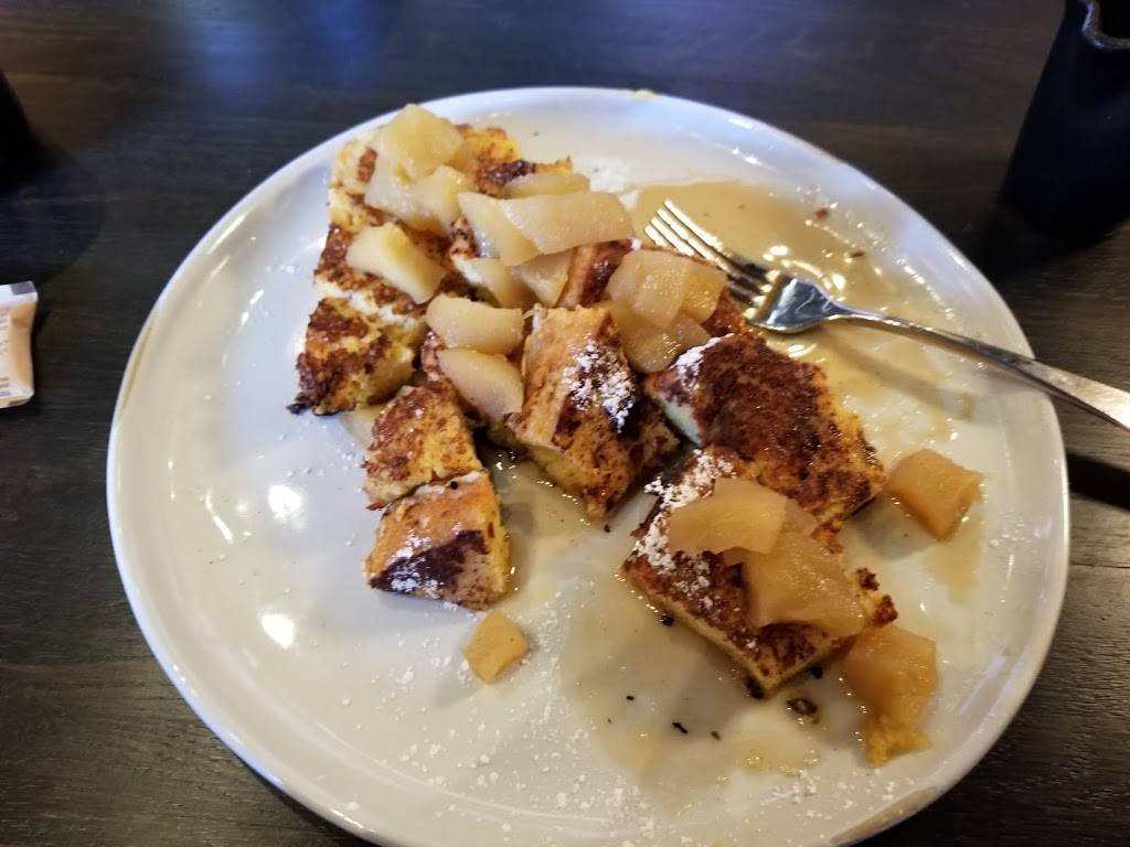 Benne On Eagle | restaurant | 35 Eagle St, Asheville, NC 28801, USA | 8285528833 OR +1 828-552-8833