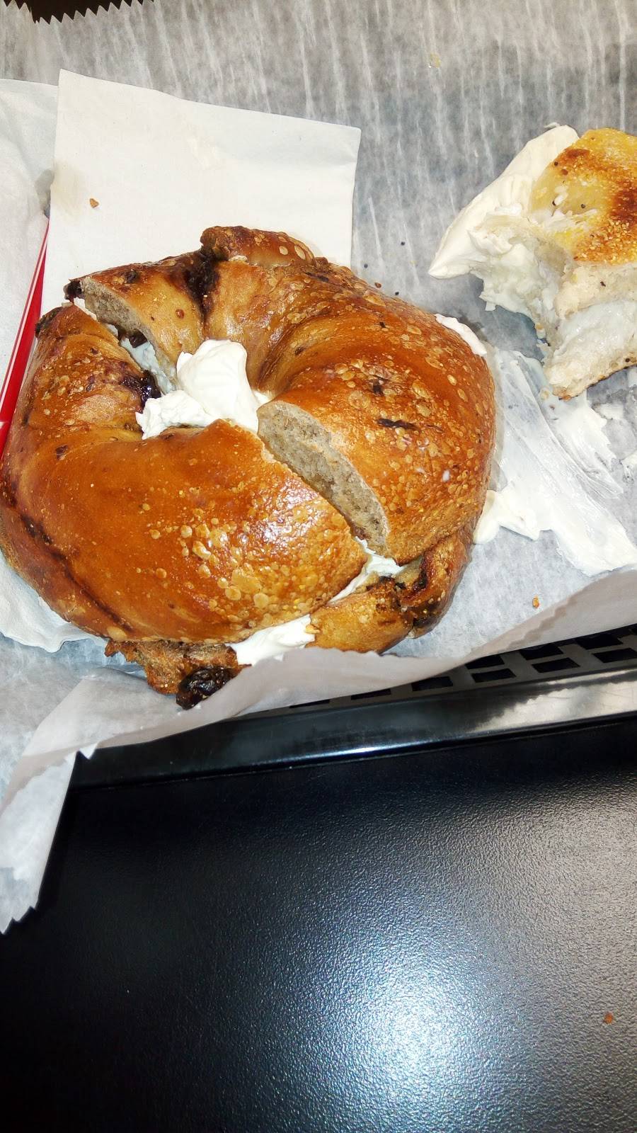 Big Apple Bagels | bakery | 23908 FL-54 #101, Lutz, FL 33559, USA | 8139483187 OR +1 813-948-3187