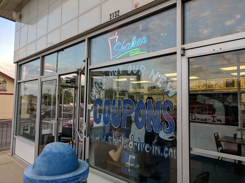 Shirls Drive-In Waukegan | restaurant | 2132 N Lewis Ave, Waukegan, IL 60087, USA | 8476238484 OR +1 847-623-8484
