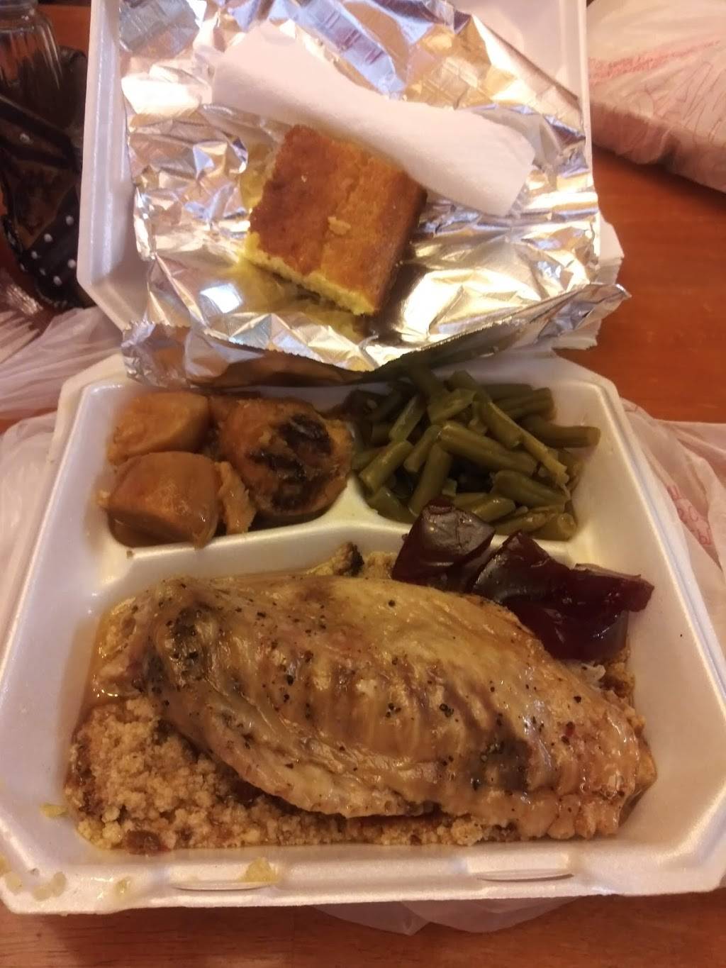 Browns Soul Food & Catering | restaurant | 6733 Springdale Dr Suite D, Riverdale, GA 30274, USA | 6786986355 OR +1 678-698-6355