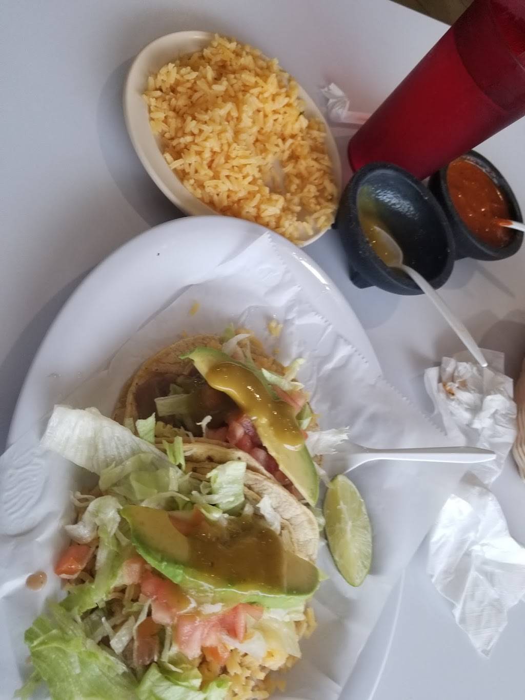 El Pueblito Mexican Grill #2 | restaurant | 1805 Howard St, Evanston, IL 60202, USA | 8473284611 OR +1 847-328-4611