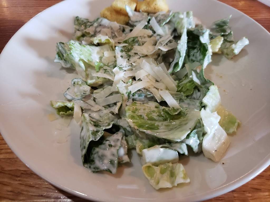 Applebees Grill + Bar | restaurant | 4406 W Wendover Ave, Greensboro, NC 27407, USA | 3362995565 OR +1 336-299-5565