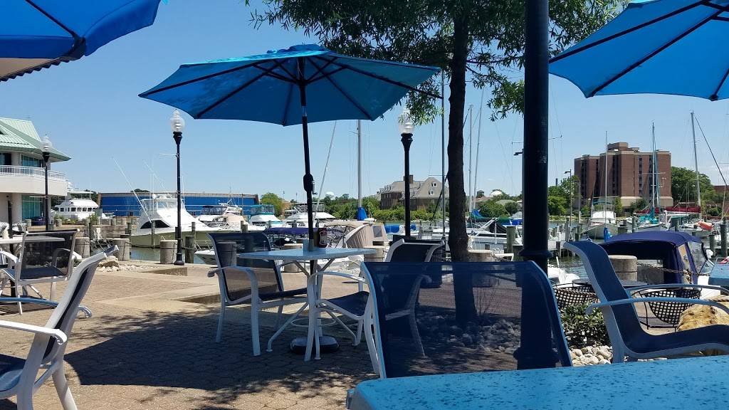 Oyster Alley | restaurant | Ground Floor, Rear, 700 Settlers Landing Rd, Hampton, VA 23669, USA | 7577279700 OR +1 757-727-9700