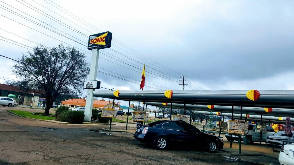 Sonic Drive-In | restaurant | 1916 Hwy 45 N, Columbus, MS 39701, USA | 6623273026 OR +1 662-327-3026