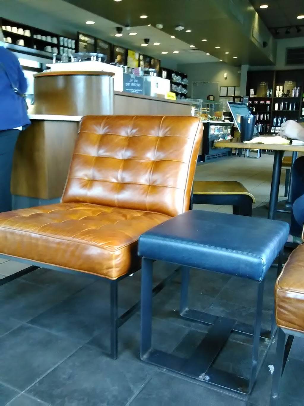 Starbucks | cafe | 1584 Montgomery Hwy, Birmingham, AL 35216, USA | 2058223848 OR +1 205-822-3848