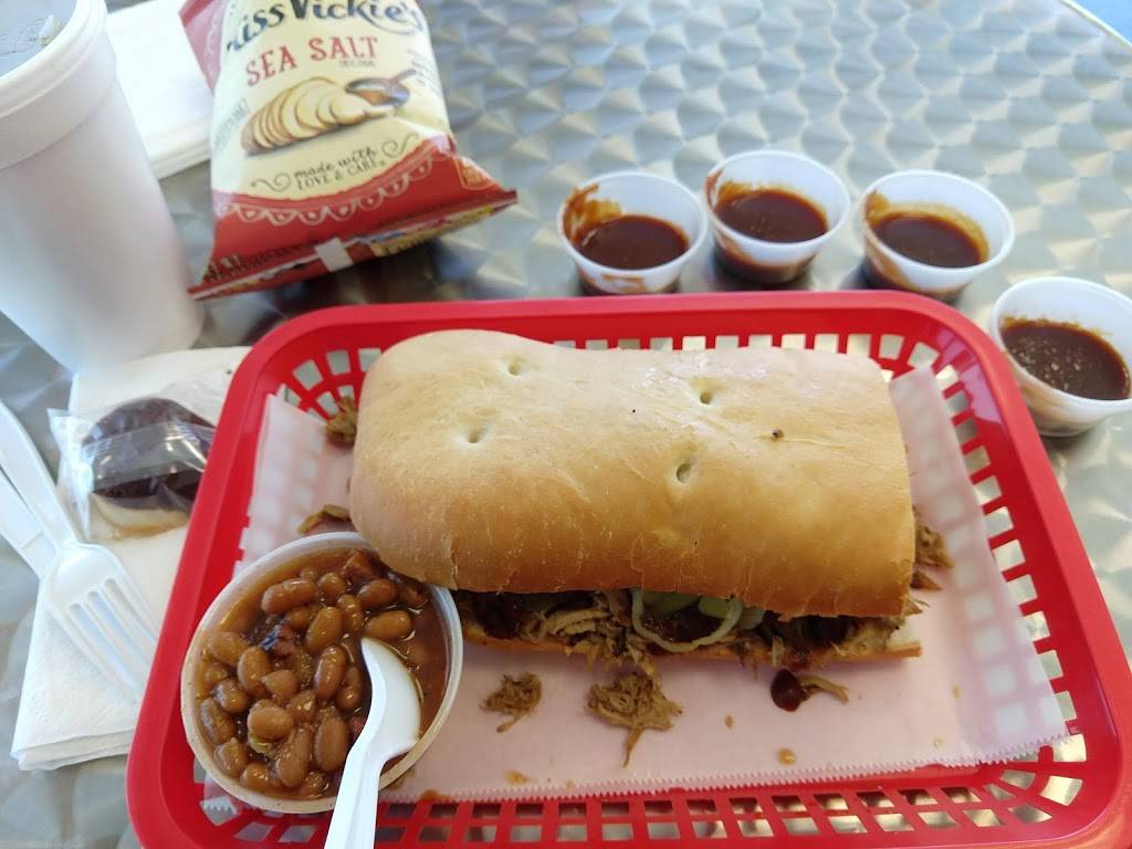 Burts Bbq Shak | meal takeaway | 2901 N Tegner Rd, Turlock, CA 95380, USA | 2096561602 OR +1 209-656-1602