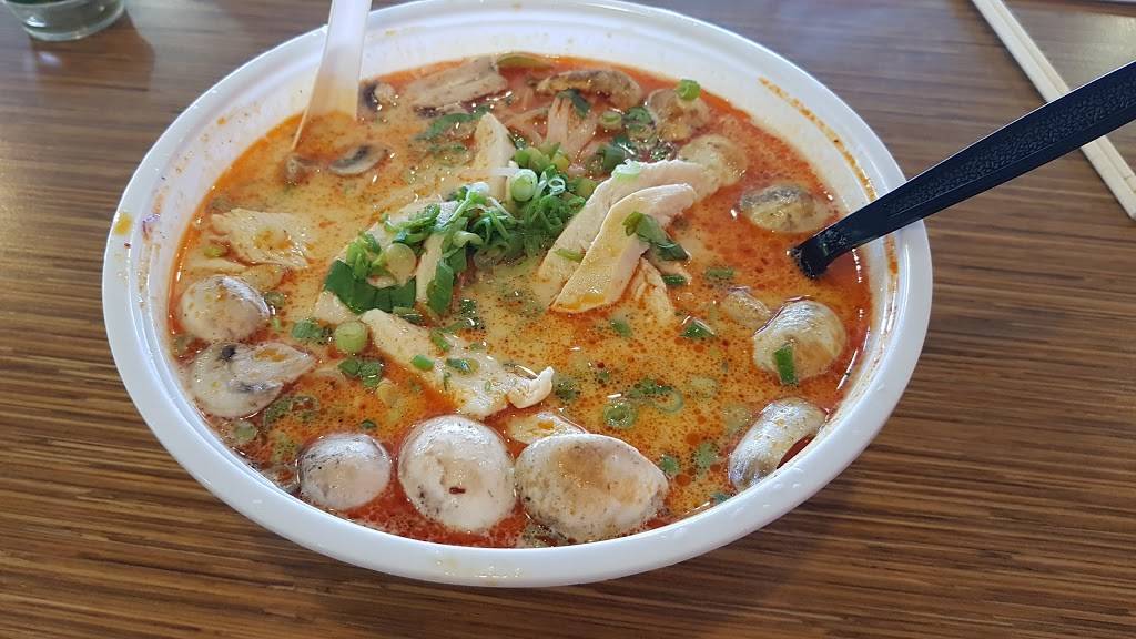 Noodle World Jr | restaurant | 8636 S Sepulveda Blvd, Los Angeles, CA 90045, USA | 3102169888 OR +1 310-216-9888