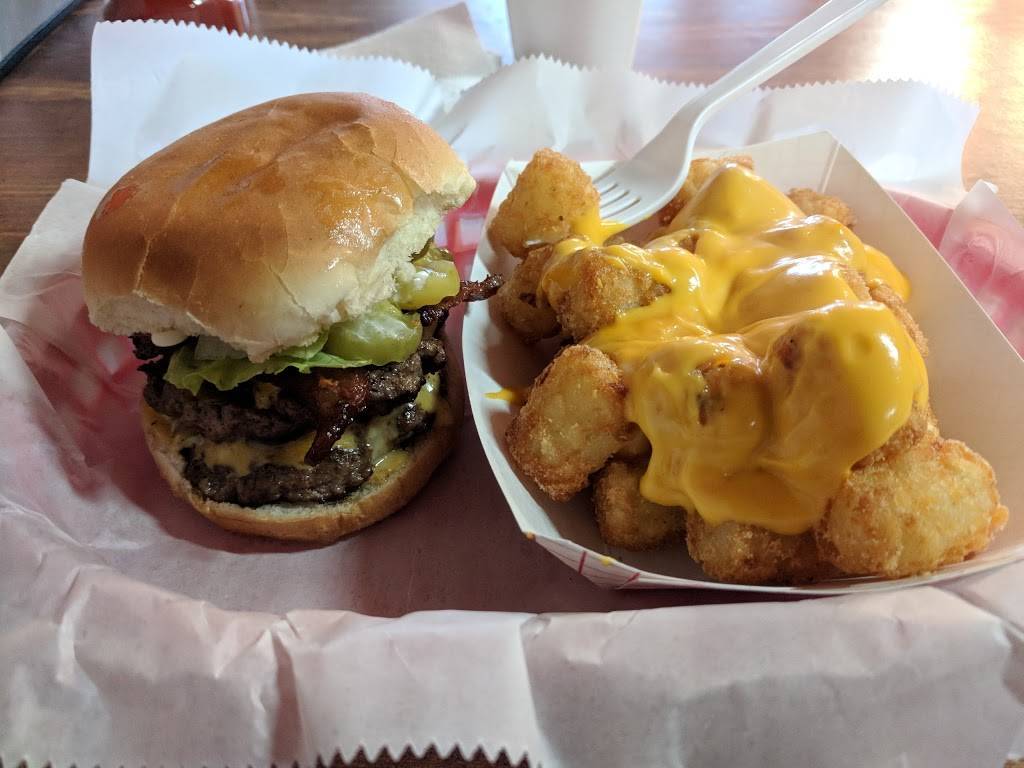 Green River Grill | restaurant | 113 W Union St, Munfordville, KY 42765, USA | 2705249939 OR +1 270-524-9939