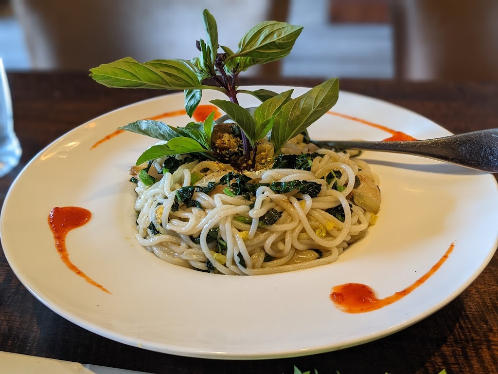 Âu Lạc LA | restaurant | 710 W 1st St, Los Angeles, CA 90012, USA | 2136172533 OR +1 213-617-2533