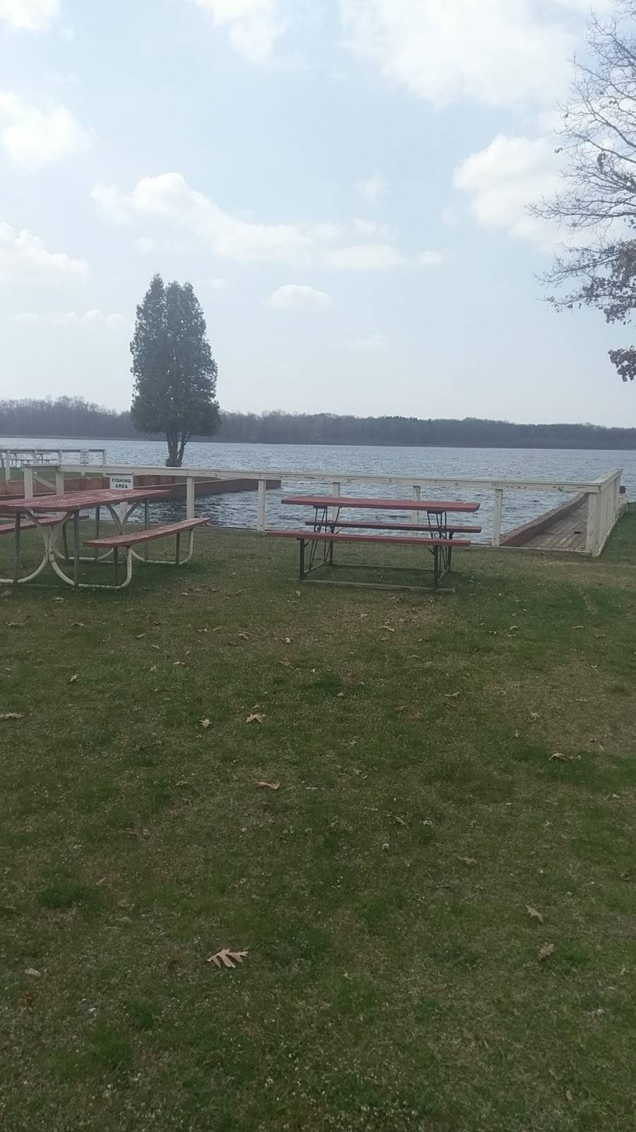 The Boat Dock Café | restaurant | 2401 Hilton Rd, Grass Lake, MI 49240, USA | 5172570338 OR +1 517-257-0338