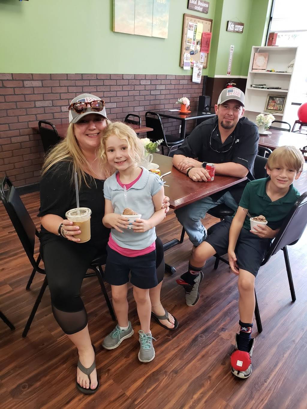 Wide Awake Coffee and Ice Cream Shop | bakery | 6005 Center Station Ct, Ravenel, SC 29470, USA | 8438895770 OR +1 843-889-5770