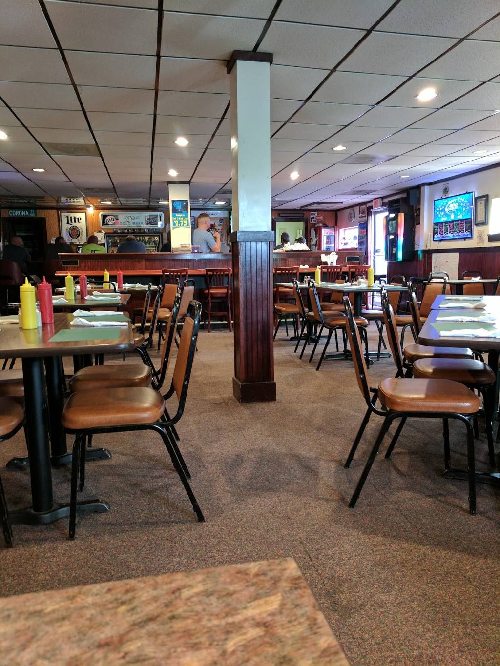 Triple Ts | restaurant | 21313 Lincoln Highway East, Monroeville, IN 46773, USA | 2606236545 OR +1 260-623-6545
