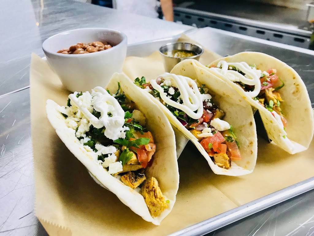 El Barco Mexican Restaurant | restaurant | 8801 Hickman Rd b, Urbandale, IA 50322, USA | 5152760162 OR +1 515-276-0162