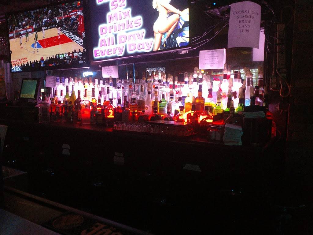 Roseland Bar & Grill | restaurant | 18401 Eight Mile Rd, Detroit, MI 48219, USA | 3135350600 OR +1 313-535-0600