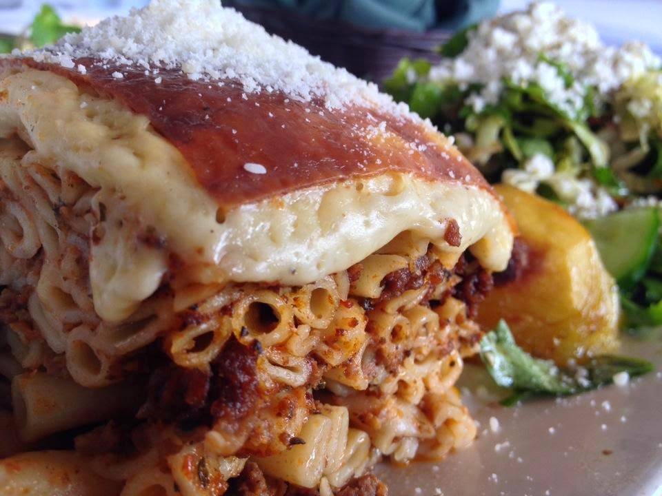 Le Petit Greek | restaurant | 127 N Larchmont Blvd, Los Angeles, CA 90004, USA | 3234645160 OR +1 323-464-5160