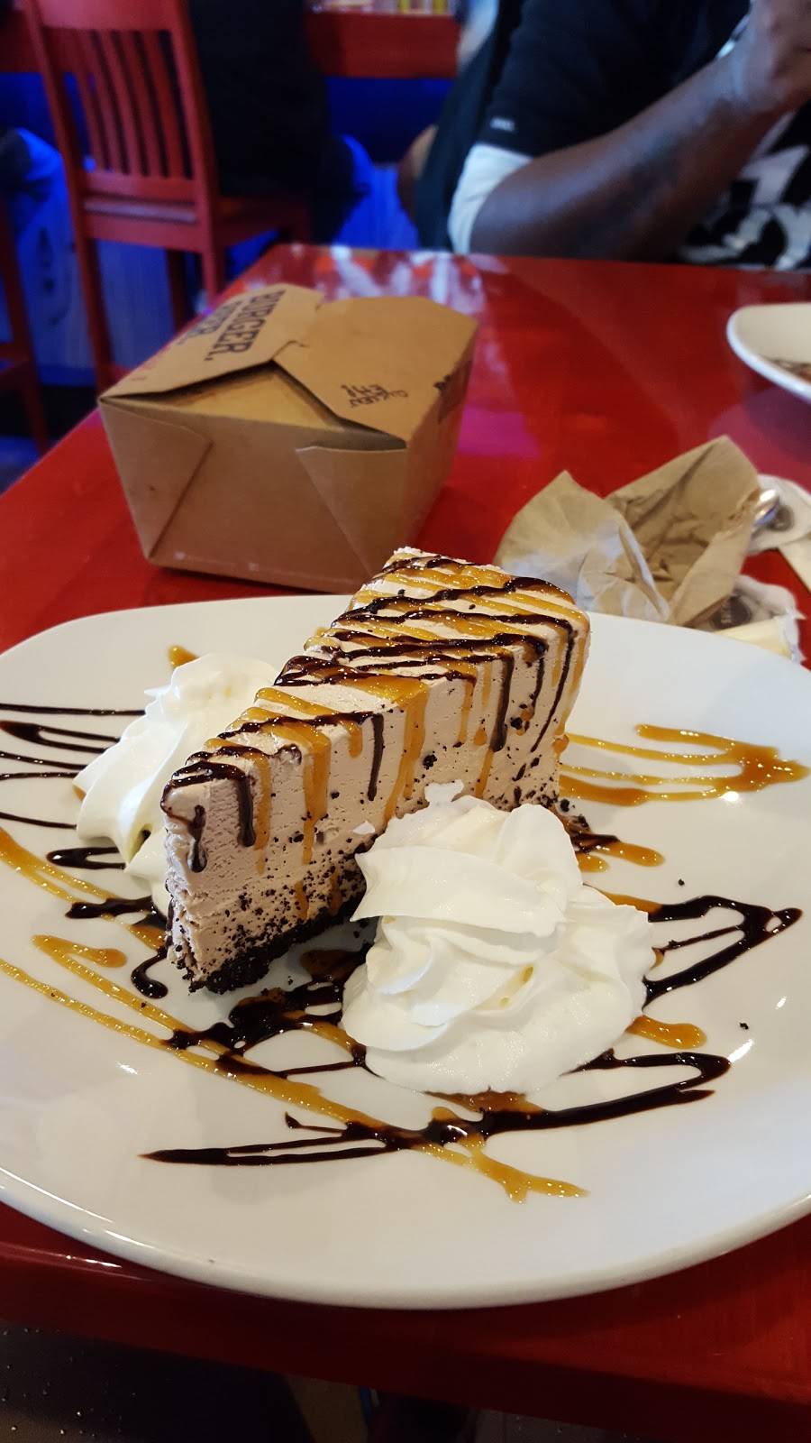 St. Louis Bar & Grill | restaurant | 300 Fourth Ave, St. Catharines, ON L2S 0E6, Canada | 9056829464 OR +1 905-682-9464