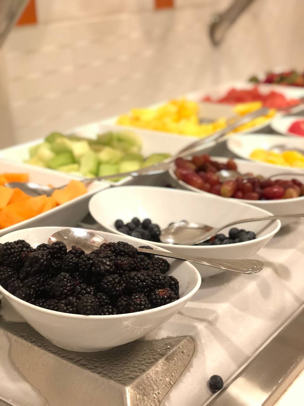 Tangerine at the Bayfront Hilton | restaurant | 333 1st St S, St. Petersburg, FL 33701, USA | 7278945000 OR +1 727-894-5000